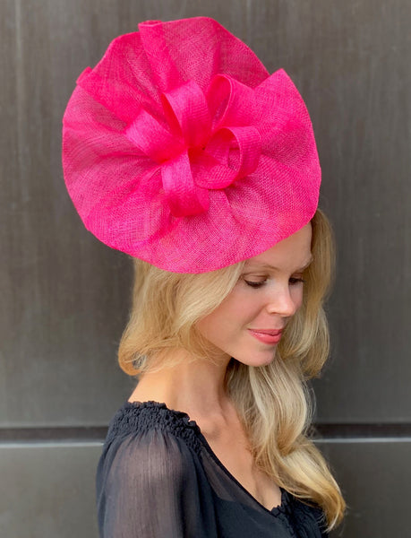 Tia Big Bright Pink Kentucky Derby Fascinator, Large Fuchsia Pink Fascinator, Bright Pink Kentucky Derby Hat, Royal Wedding Hat, Spring Racing Fashion, Pink Fascinator Hat with Headband, KY Oaks