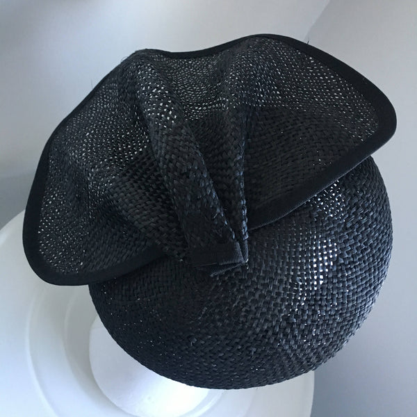 Alina Black Fascinator, Kentucky Derby Hat, High Quality Cocktail Hat, Royal Wedding Fascinator, Spring Derby Hats for Women, Tea Party Hat