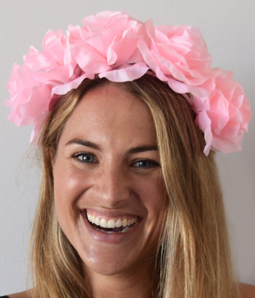 SALE item* Isabella Light Pink Floral Fascinator, Pale Pink Flower Crown, Oaks Fascinator 2023, Flower Headpiece, Kentucky Derby Headband