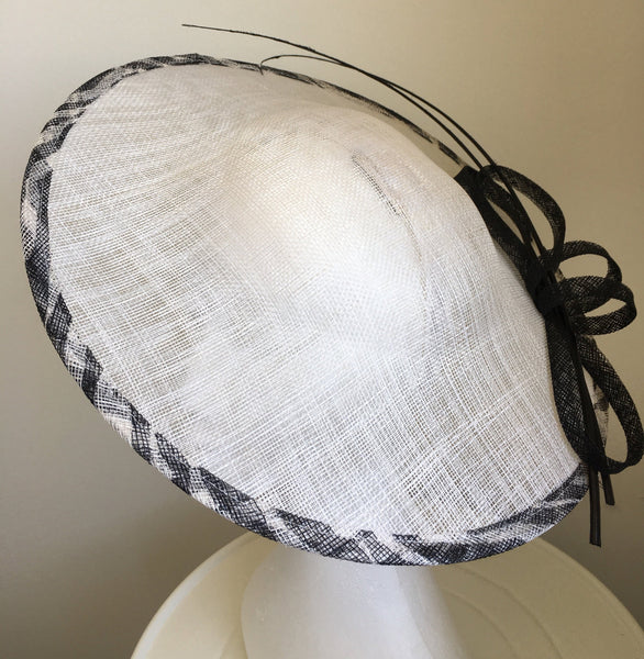 Victoria Black & White Kentucky Derby Fascinator Hat, Saucer Fascinator, Royal Hat, Women's Derby Hat, Tea-Party Hat, Wedding Hatinator