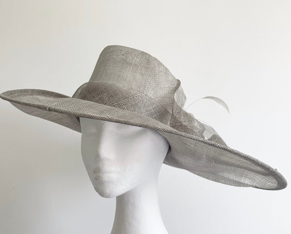 SALE item* Betina Wide-Brim Gray Derby Hat, Kentucky Derby Hat Light Gray, Ladies Derby Hats, Royal Wedding Hat, Fancy Hat, Spring Racing