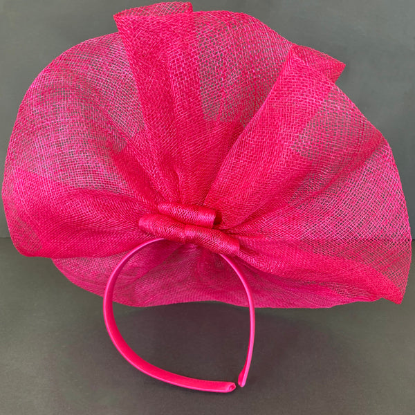 Tia Big Bright Pink Kentucky Derby Fascinator, Large Fuchsia Pink Fascinator, Bright Pink Kentucky Derby Hat, Royal Wedding Hat, Spring Racing Fashion, Pink Fascinator Hat with Headband, KY Oaks